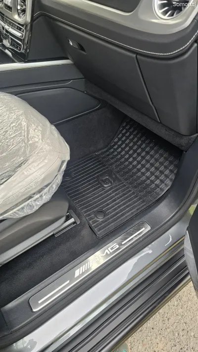 Полик от Mercedes