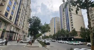 2-комн. квартира, 14 этаж, 61 м², Пайкари голубой экран — миниатюра 1