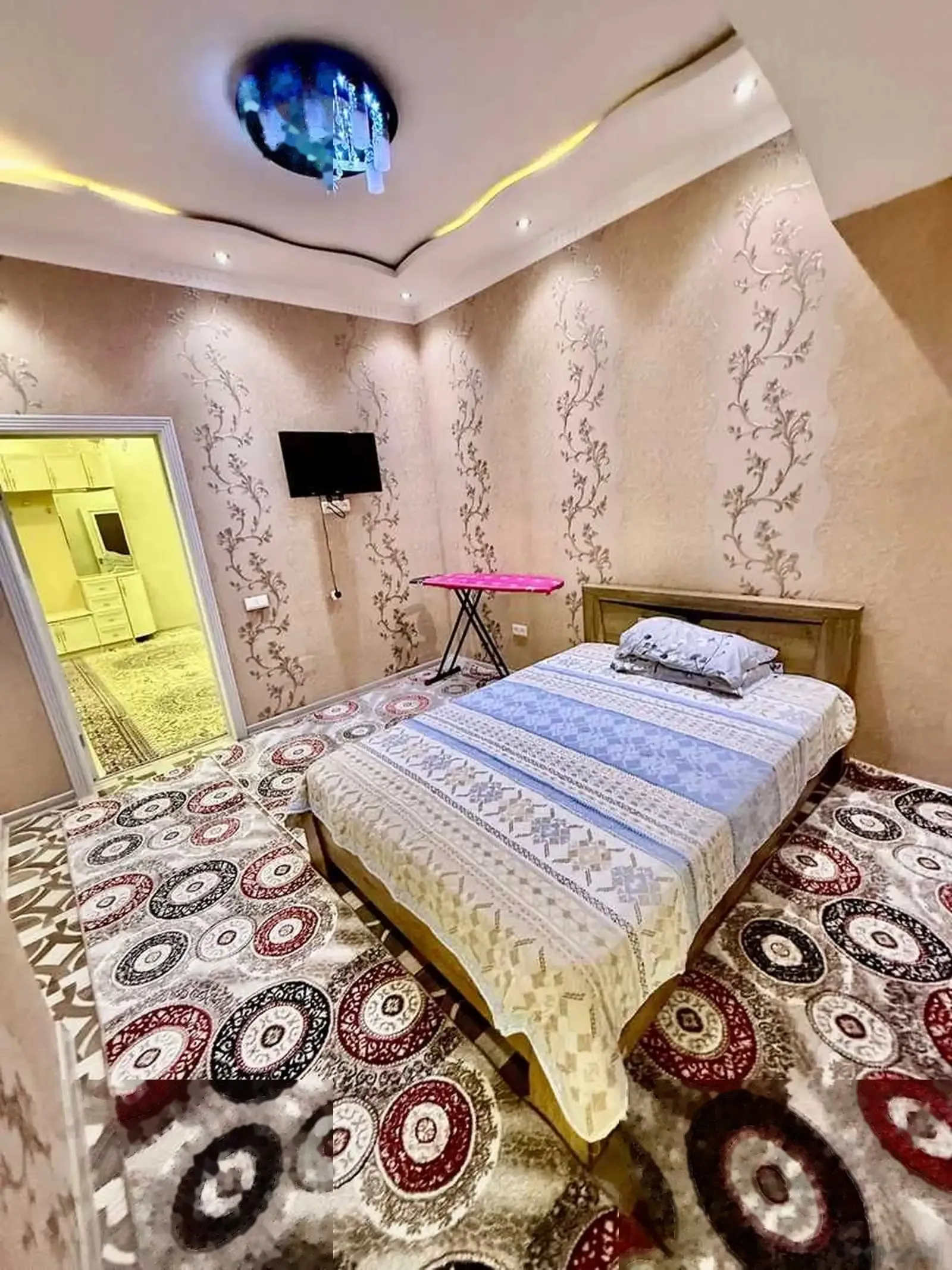 3-комн. квартира, 4 этаж, 135м², Сомони — миниатюра 1