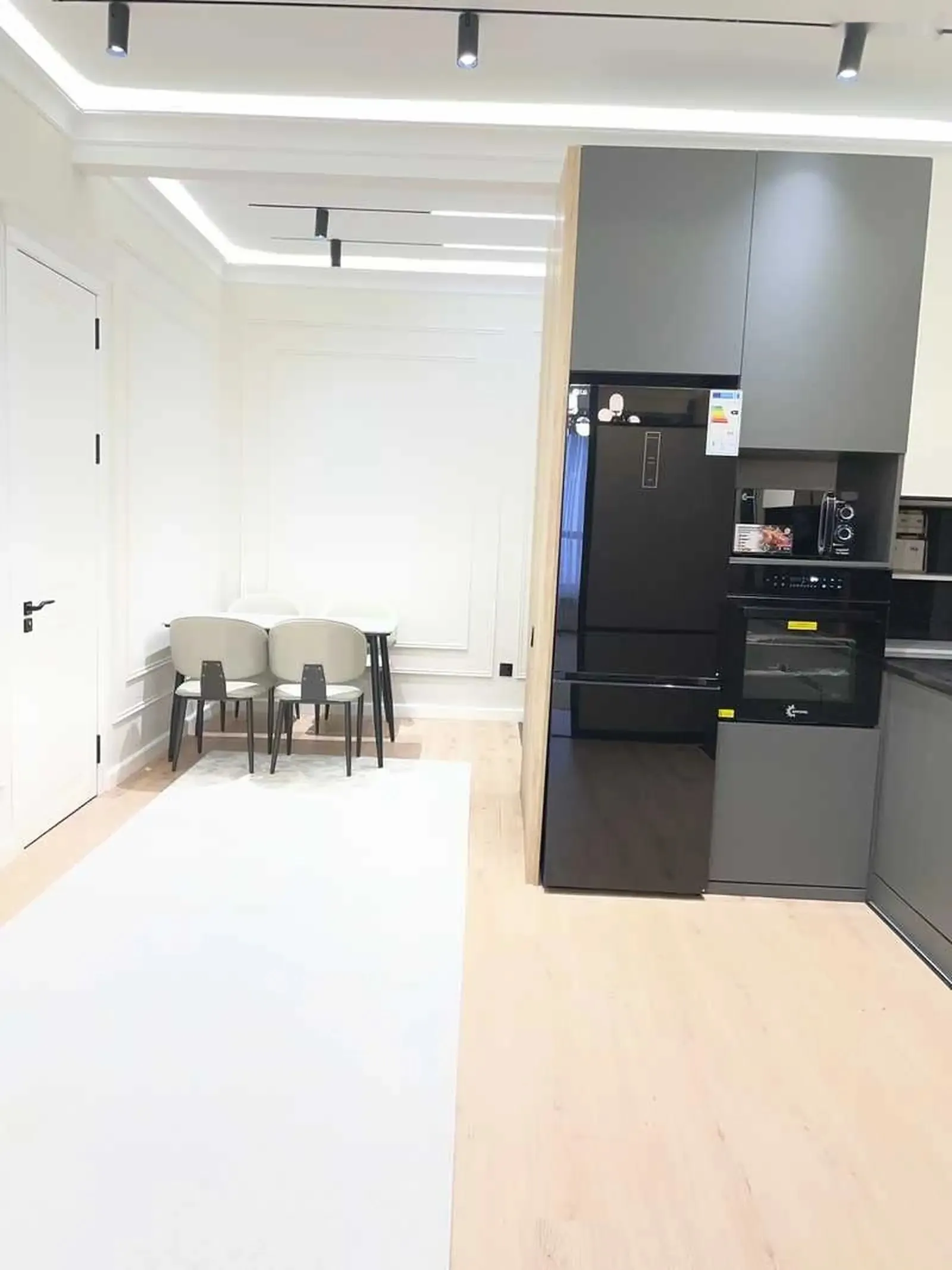 2-комн. квартира, 13 этаж, 69м², Кинотеатри Ватан — миниатюра 6