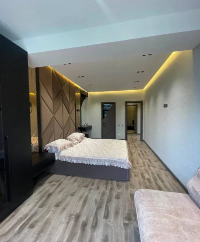 4-комн. квартира, 10 этаж, 155 м², Исмоили Сомони — миниатюра 1