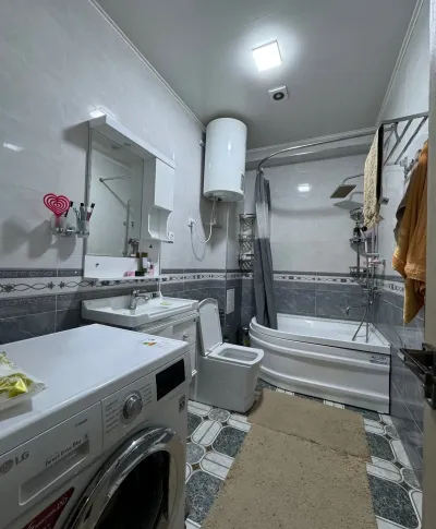 2-комн. квартира, 5 этаж, 87 м², Овир Ёвар Пули Сангин
