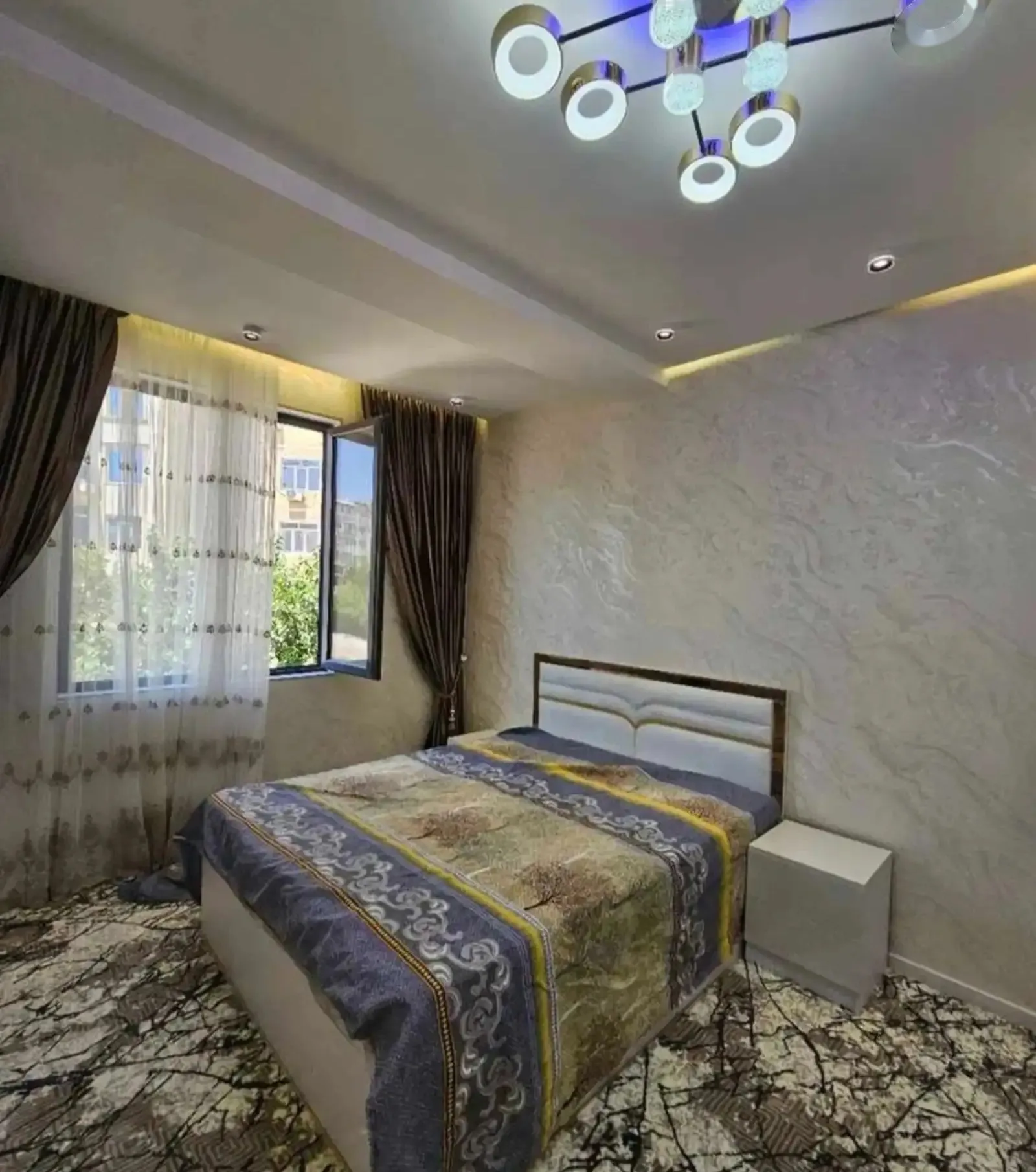 2-комн. квартира, 2 этаж, 70м², 13 мкр — миниатюра 2