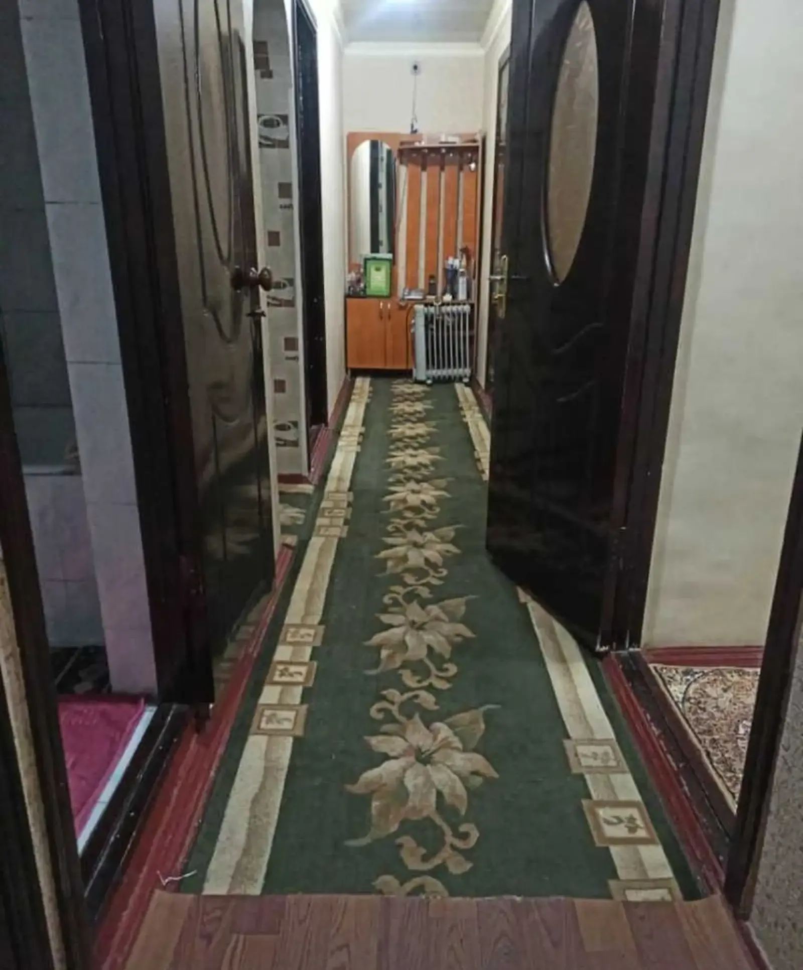 2-комн. квартира, 2 этаж, 70м², 33 Мкр — миниатюра 1