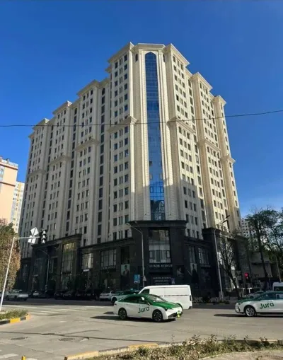 3-комн. квартира, 3 этаж, 96 м², И. Сомони — миниатюра 1