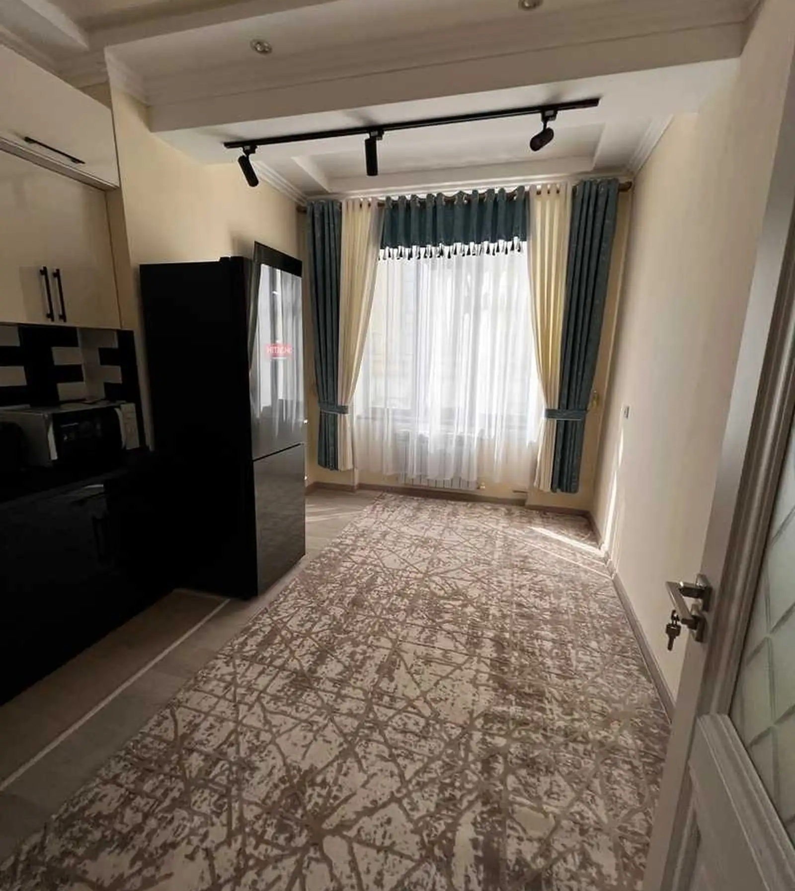 2-комн. квартира, 3 этаж, 65м², Шохмансур дом Гуля Голд назди Скорий больница Айни — миниатюра 1