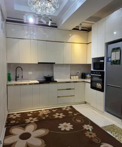 2-комн. квартира, 12 этаж, 61 м², Сомони Славянский — миниатюра 3