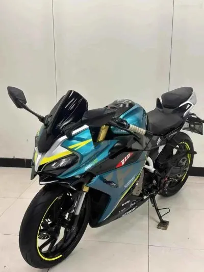 Мотоцикл CFmoto SR250 на заказ — миниатюра 4
