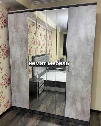 Шифоньер