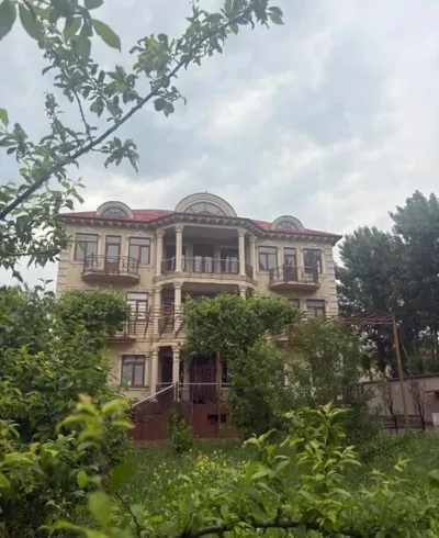 3-этажный, 3 комнатный дом, 700 м², Чоряккорон — миниатюра 1