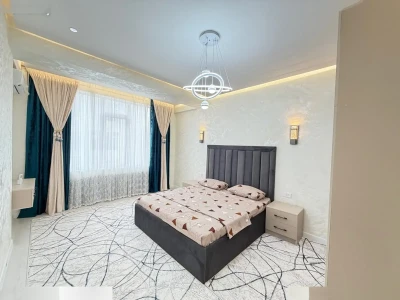 2-комн. квартира, 11 этаж, 66 м², 12 мкр