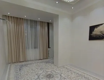 3-комн. квартира, 8 этаж, 67 м², Фирдавси Автоцентр — миниатюра 3