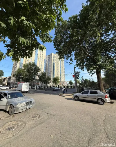 3-комн. квартира, 3 этаж, 82 м², Фирдавси, Молодежный — миниатюра 2