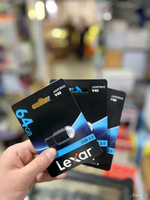 USB флешка Lexar JumpDrive 64GB