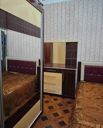 3-этажный, 7 комнатный дом, 750 м², И Сомони