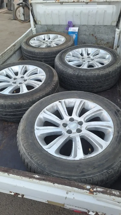 Диск и шины Range Rover R19