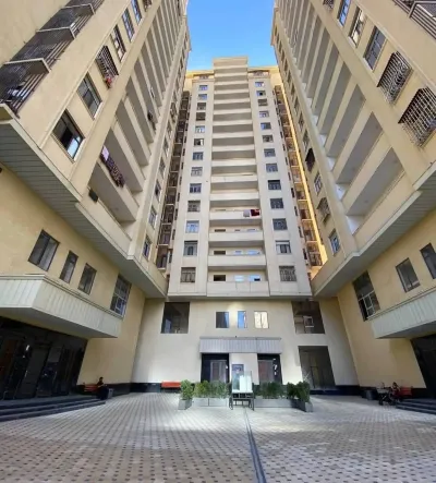 2-комн. квартира, 17 этаж, 50 м², Фирдавси — миниатюра 2