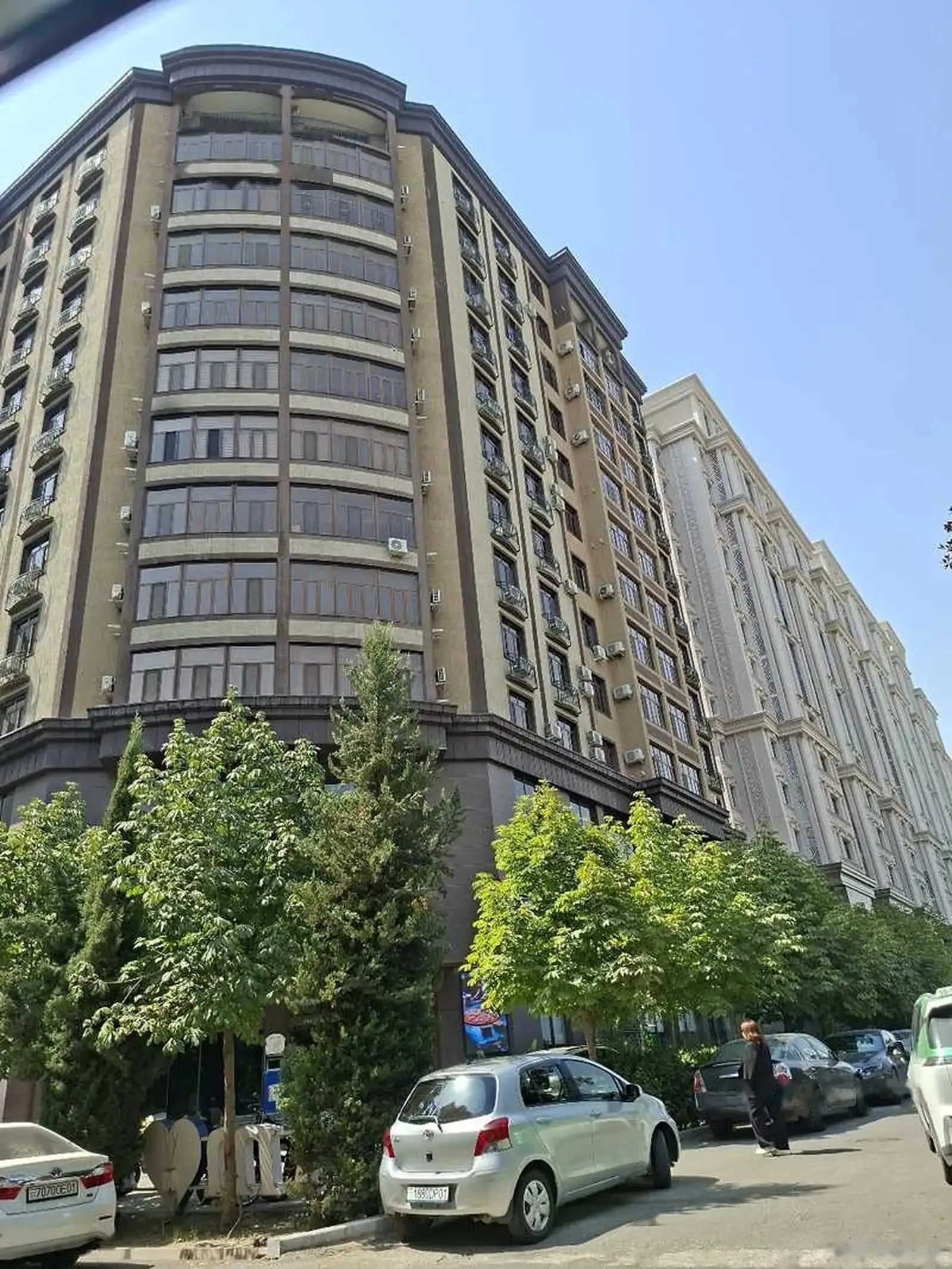 3-комн. квартира, 9 этаж, 115м², дом печати — миниатюра 3
