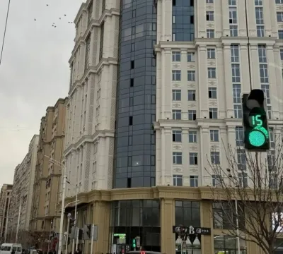 4-комн. квартира, 10 этаж, 141 м², Сомони ваданасос — миниатюра 2
