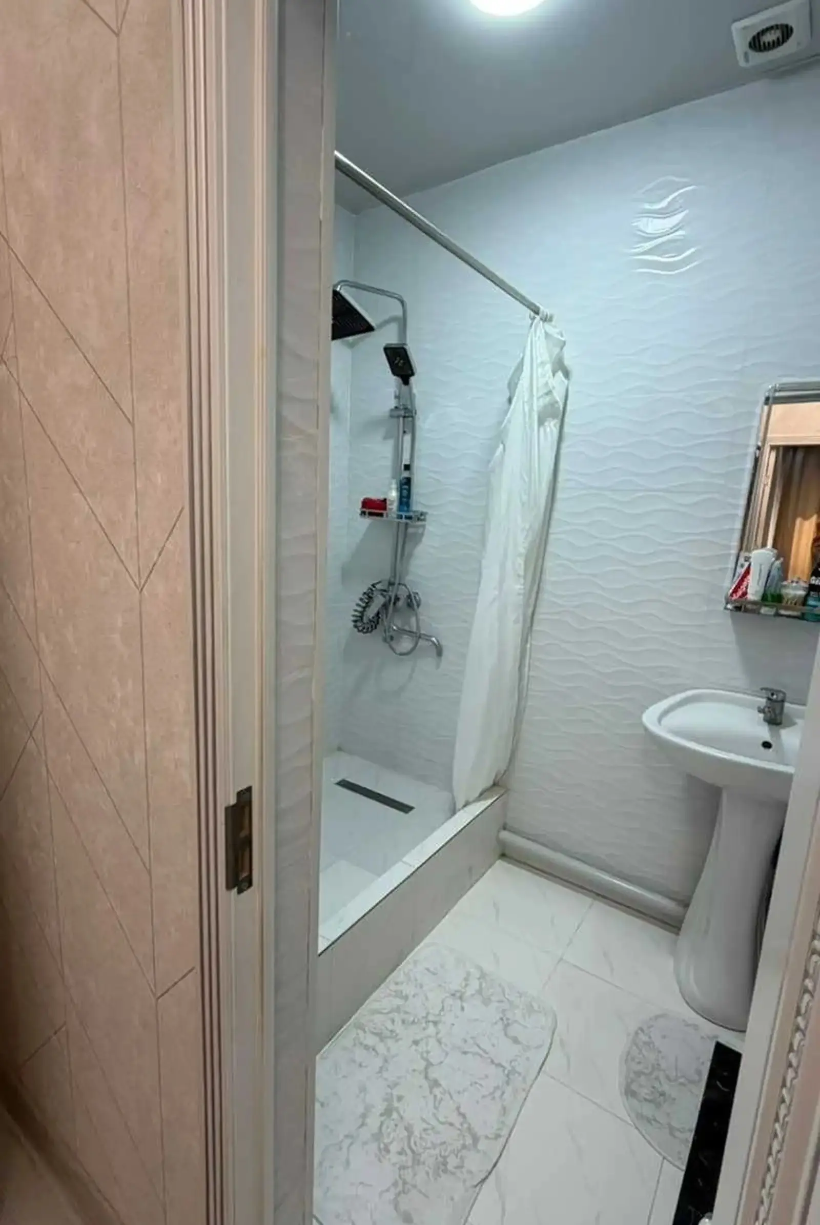 2-комн. квартира, 12 этаж, 79м², южный — миниатюра 6