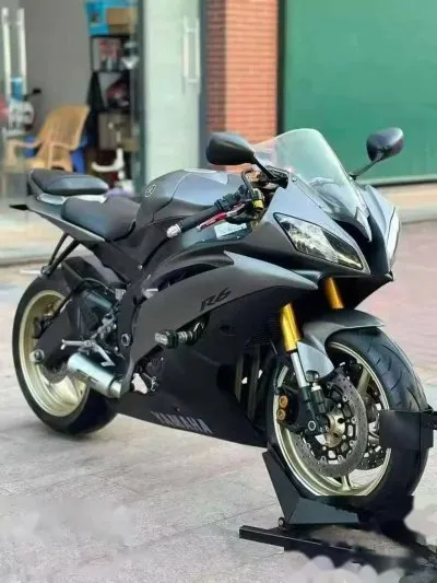 Мотоцикл Yamaha R — миниатюра 3