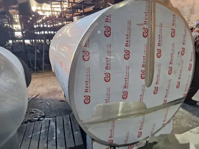 Бочка нержавейка 5000л — миниатюра 2