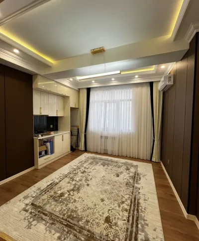 3-комн. квартира, 4 этаж, 93 м², Фирдавси — миниатюра 2