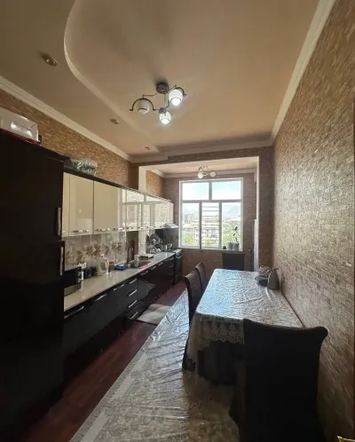 3-комн. квартира, 5 этаж, 93 м², н.Фирдавси,Цирк — миниатюра 8