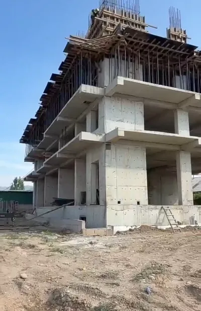 1-комн. квартира, 11 этаж, 39 м², гардиши Ленинград — миниатюра 1