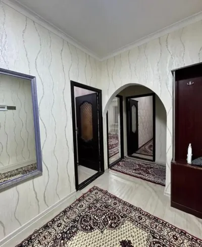 3-комн. квартира, 4 этаж, 90м², Фирдавси — миниатюра 1
