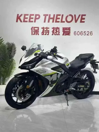 Мотоцикл Suzuki GSX