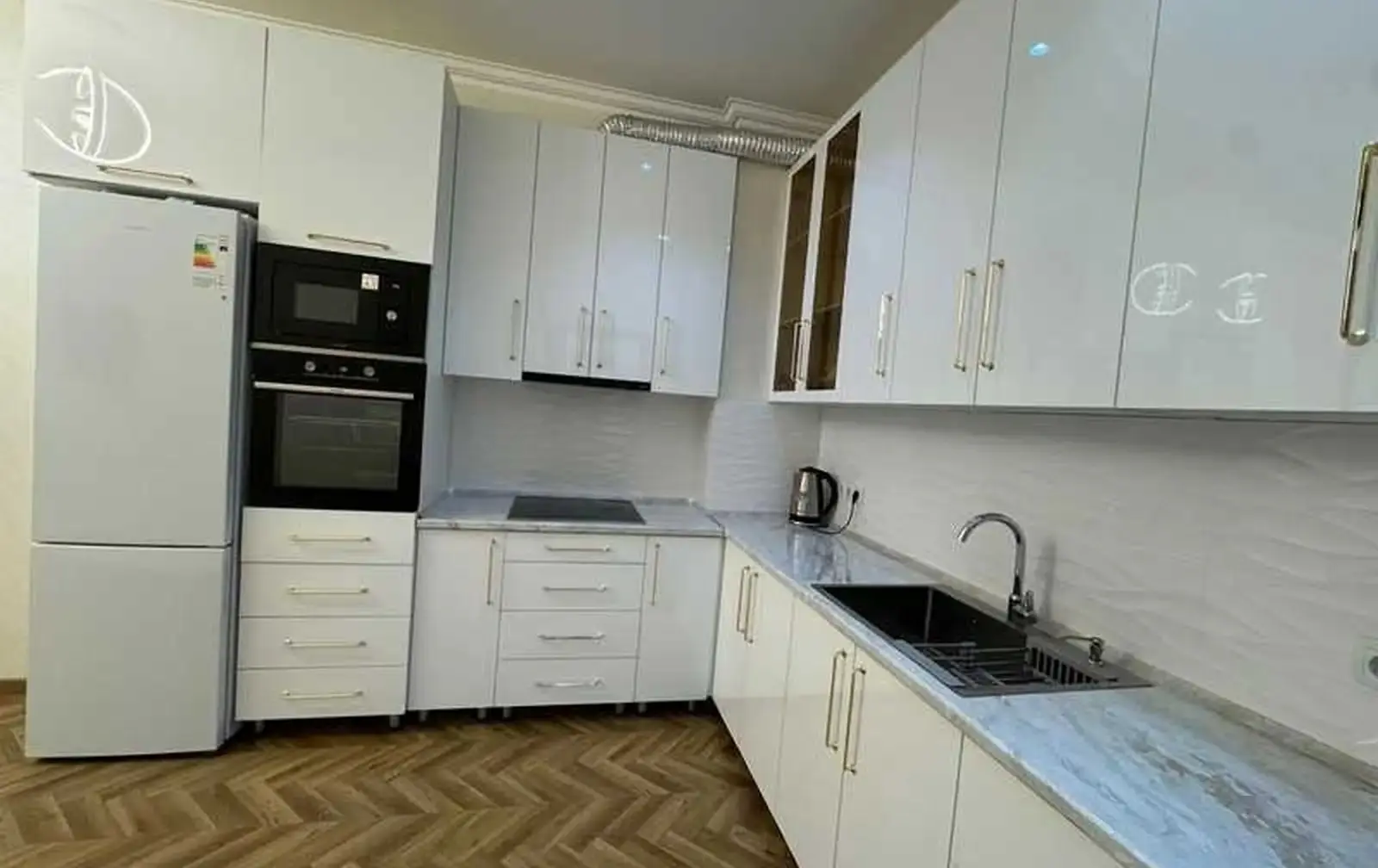 3-комн. квартира, 7 этаж, 100м², И.Сомони — миниатюра 4
