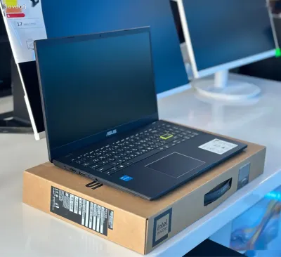 Ноутбук Asus Cel 8/512Gb