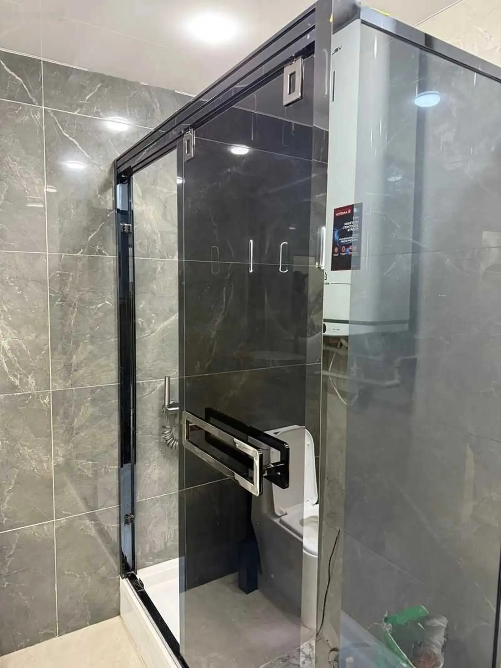 3-комн. квартира, 15 этаж, 118м², Сомони Ёкут — миниатюра 9