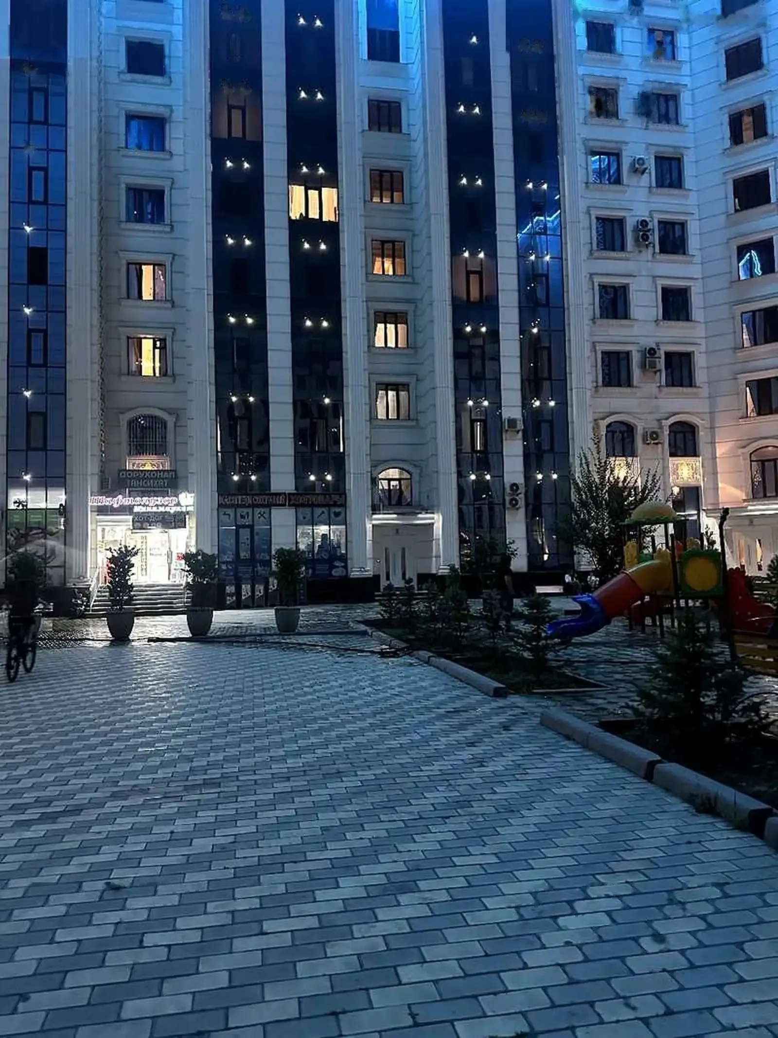 3-комн. квартира, 2 этаж, 123м², Сафо, Пединистут, И.Сомони — миниатюра 16