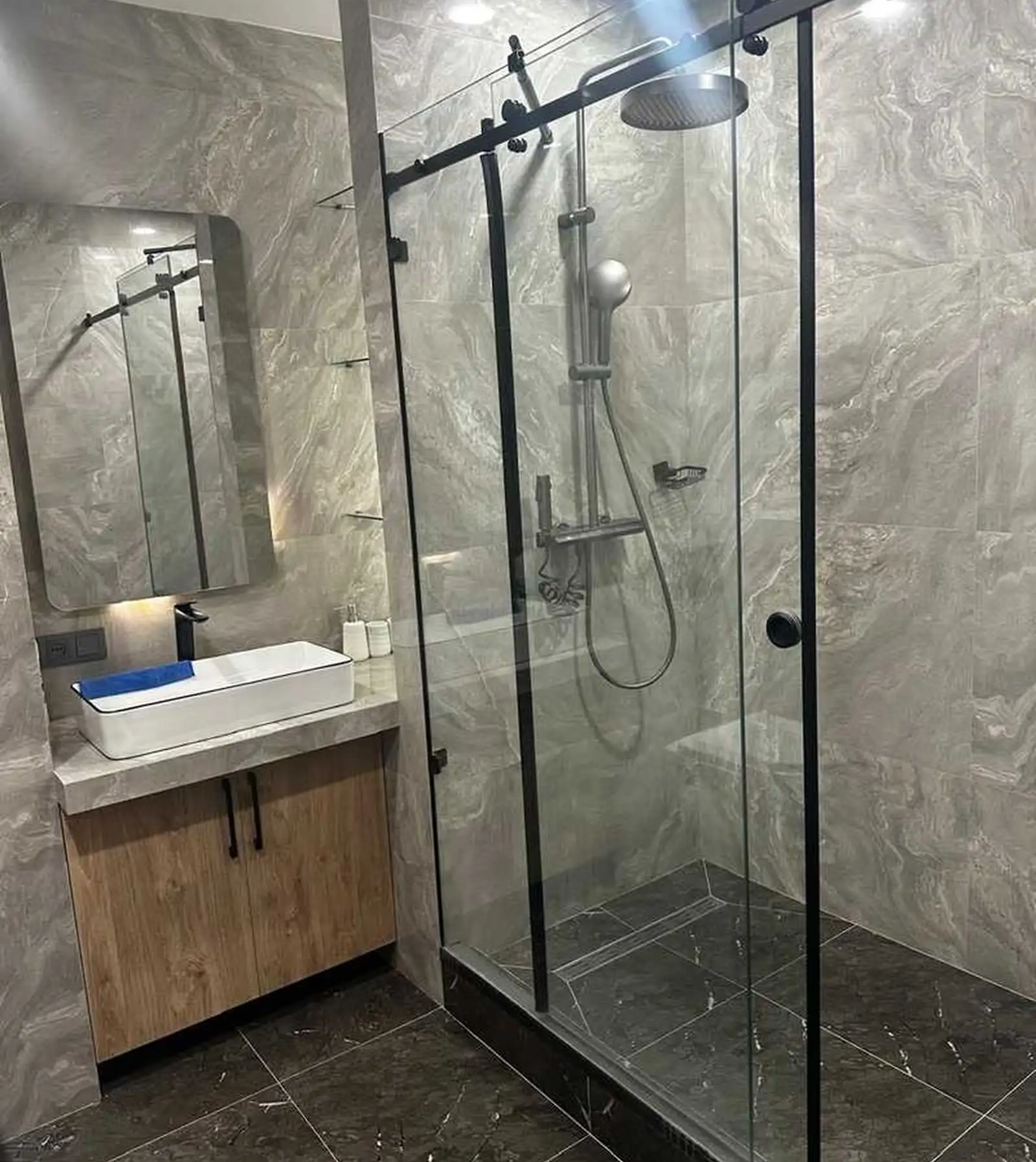 2-комн. квартира, 11 этаж, 65м², Шохмансур Дом Бустон сити Наздикии Скорий больница ру баруи Гуля Голд — миниатюра 8