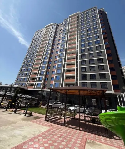 2-комн. квартира, 11 этаж, 80 м², Сомони