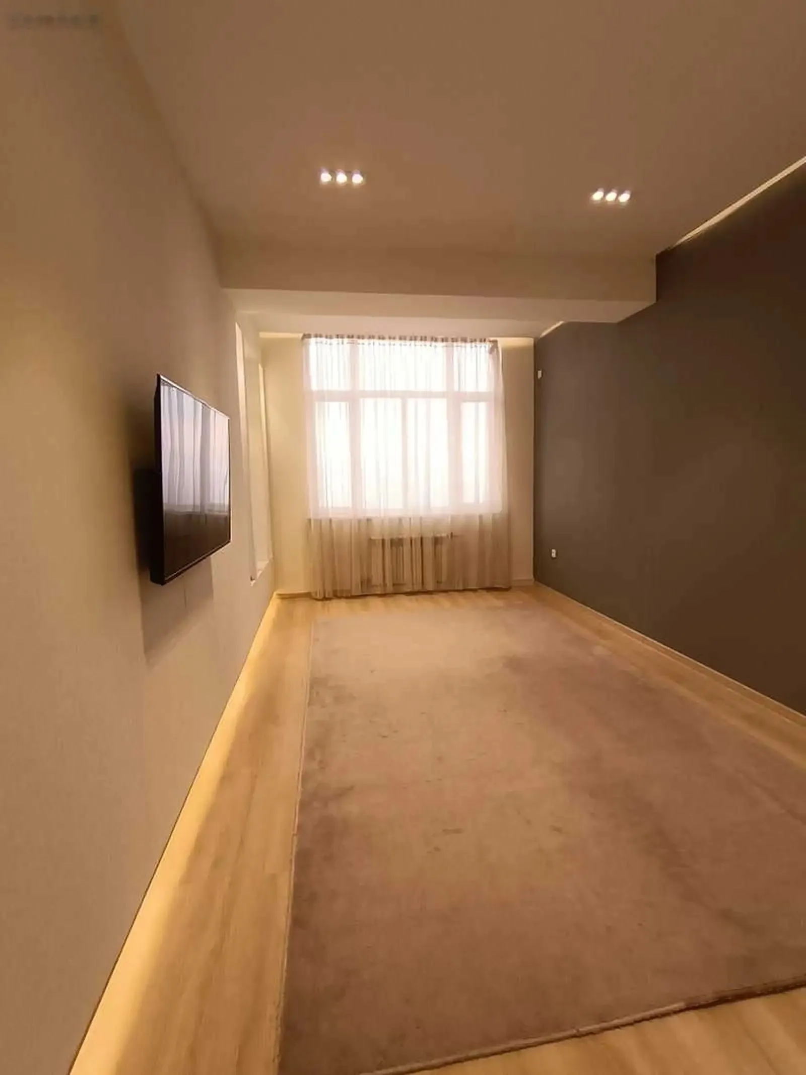 2-комн. квартира, 13 этаж, 70м², 82мкр доми артел — миниатюра 2