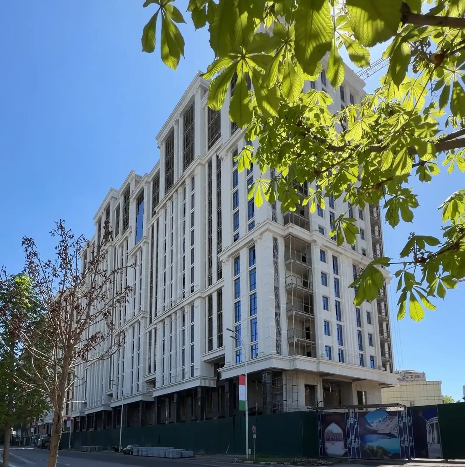 3-комн. квартира, 7 этаж, 190 м², напротив Волны, Оперка