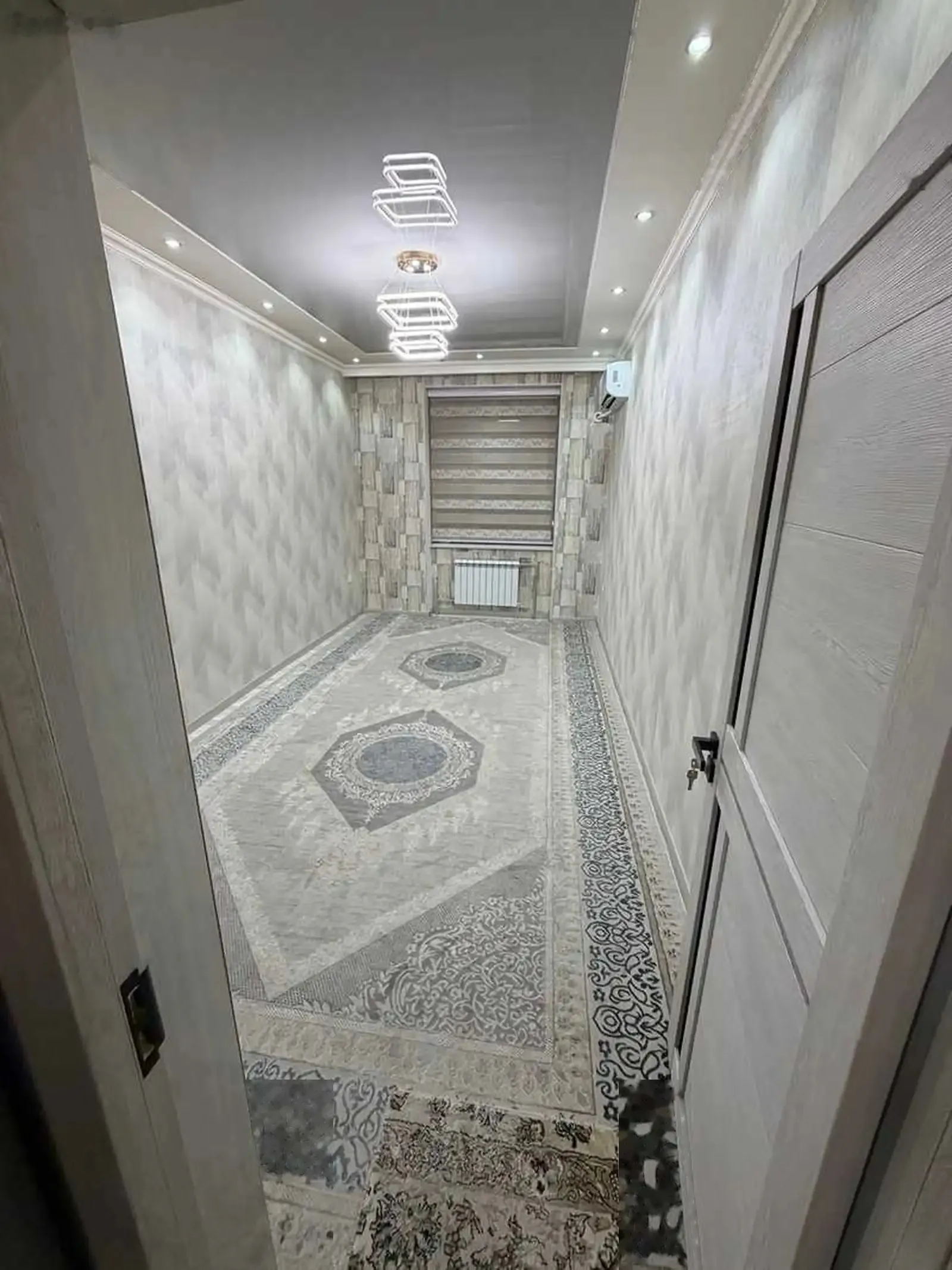 3-комн. квартира, 19 этаж, 117м², Молодежный театр — миниатюра 5