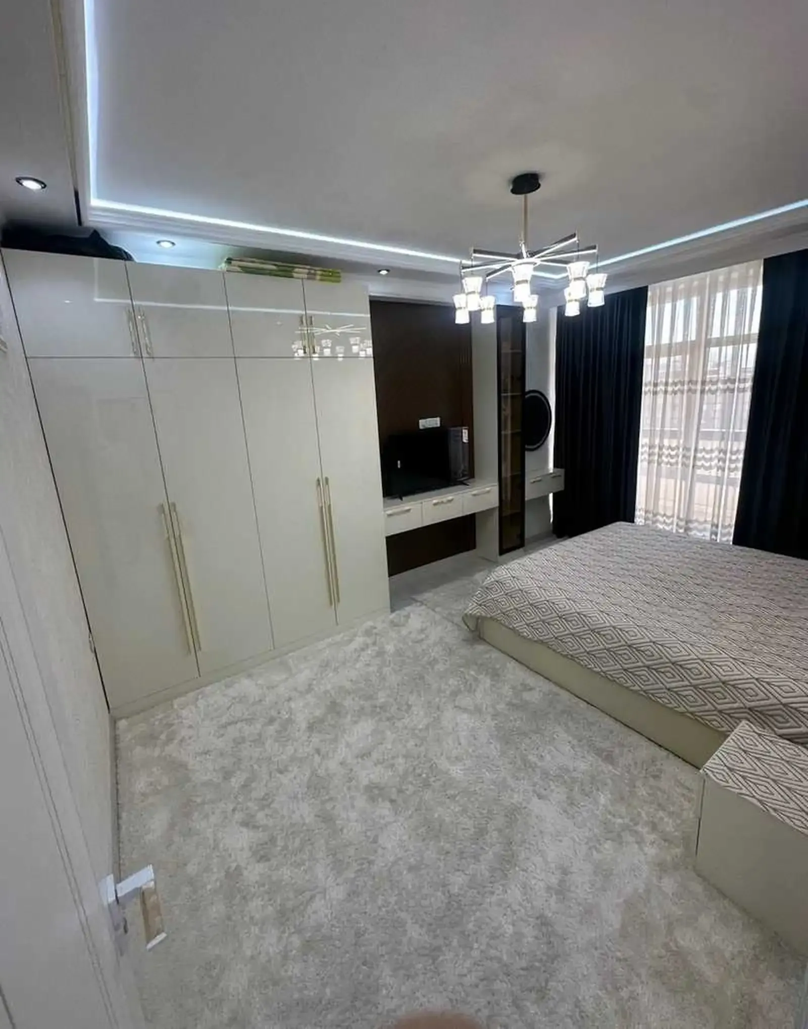 2-комн. квартира, 7 этаж, 75м², 112 Мкр — миниатюра 3