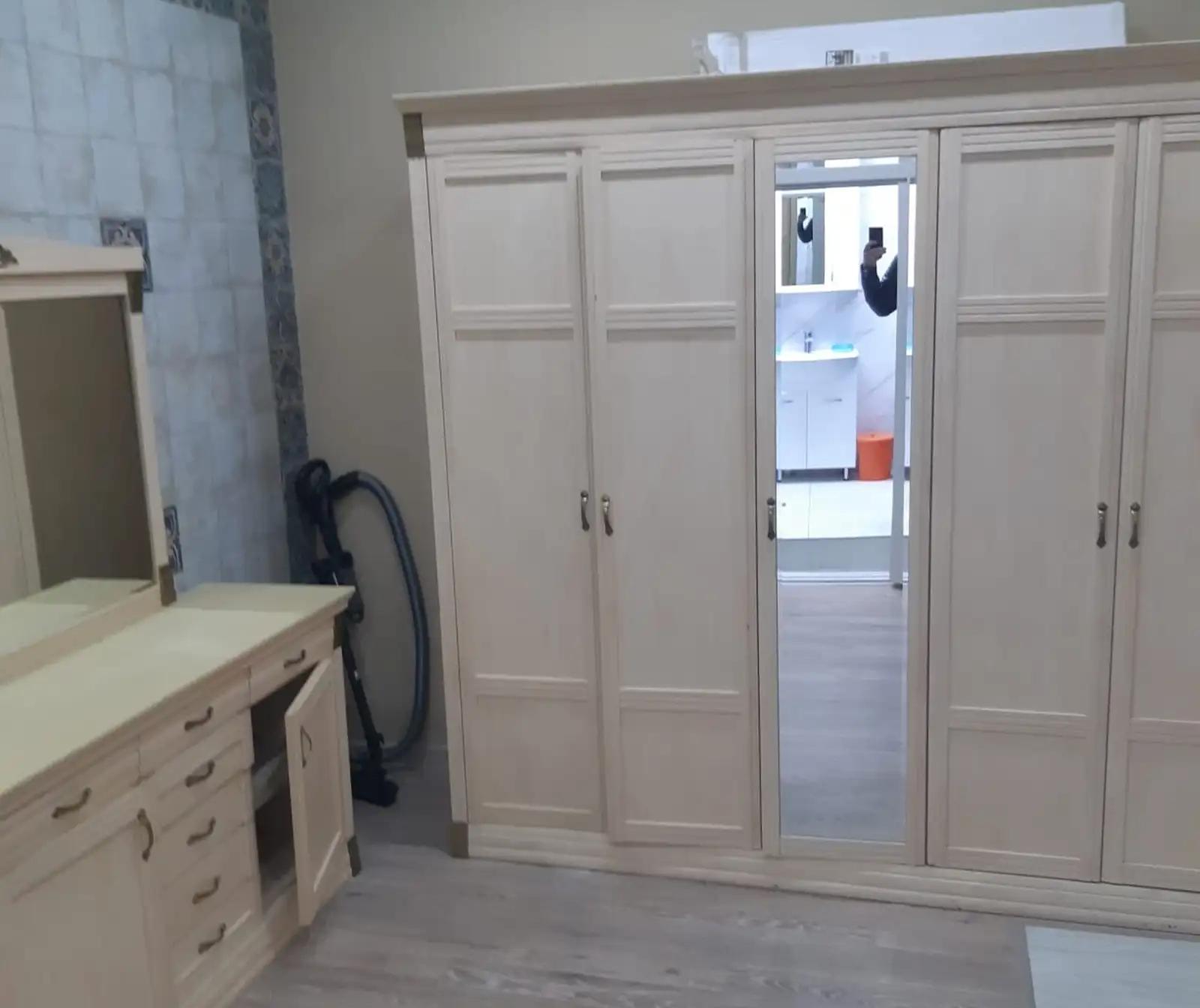 1-комн. квартира, 5 этаж, 55 м², Дом Печати доми против Пайкар — миниатюра 5