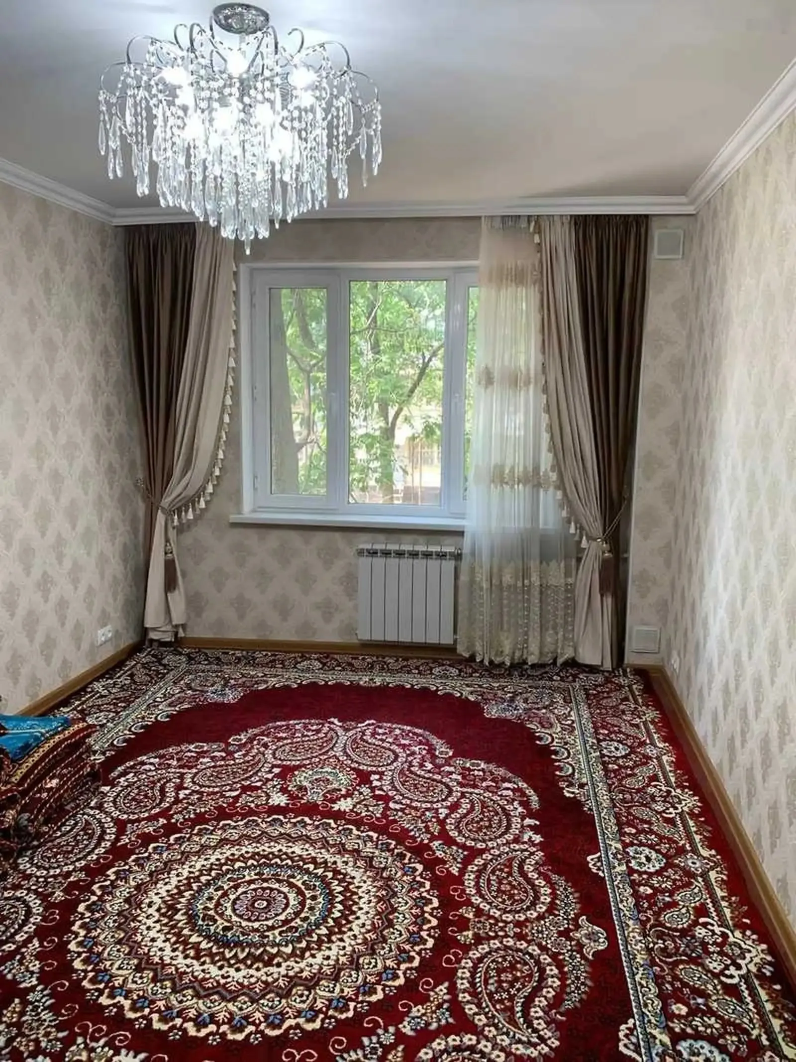 3-комн. квартира, 2 этаж, 68м², 33 мкр (пеши супермаркет Аминчон) — миниатюра 1