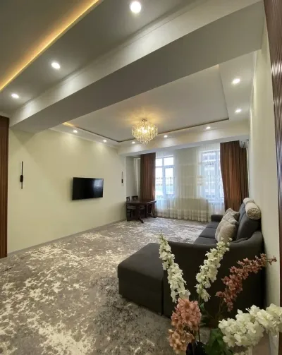 3-комн. квартира, 6 этаж, 107 м², Сомони — миниатюра 1