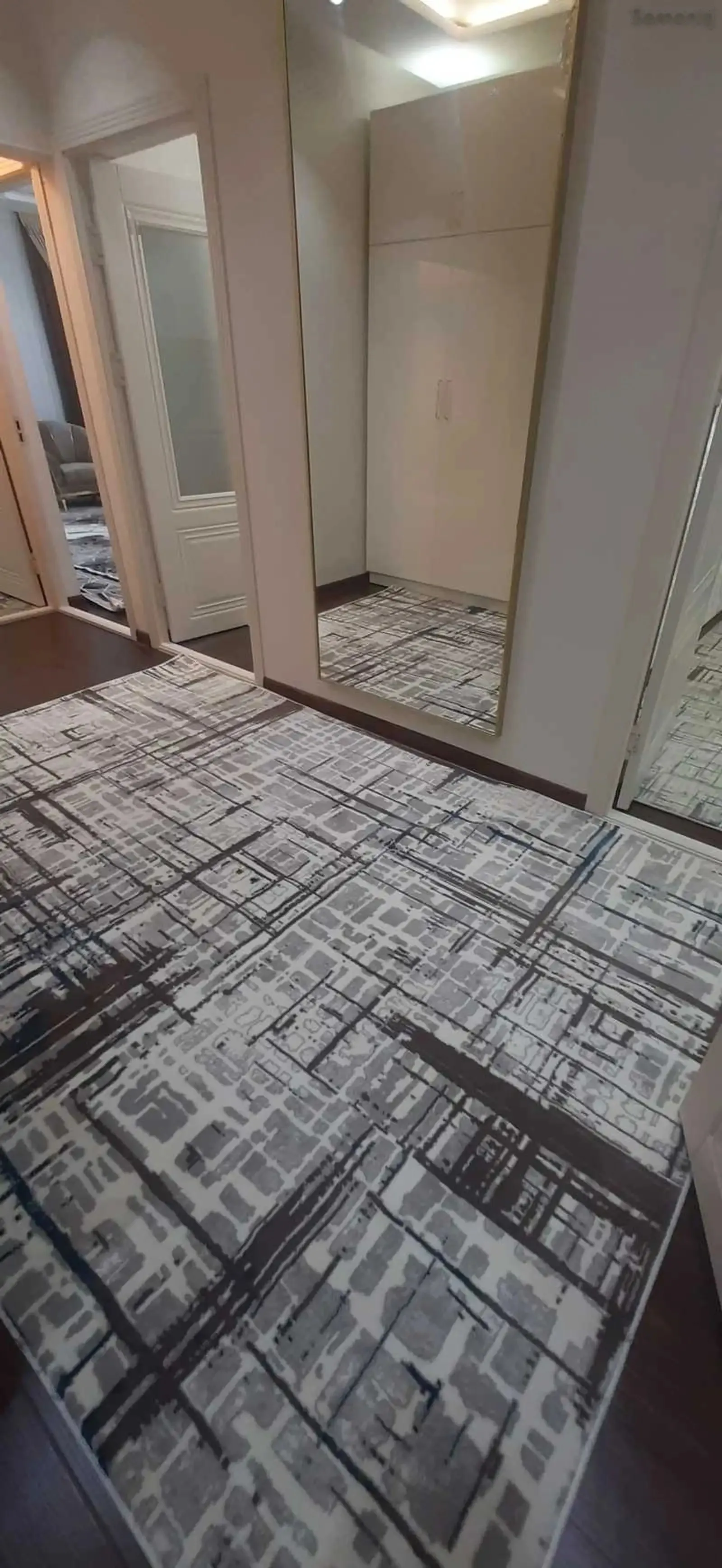 3-комн. квартира, 2 этаж, 76м², Исмоили Сомони — миниатюра 2