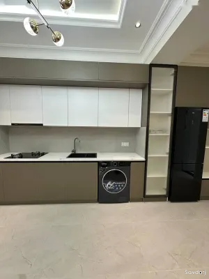 2-комн. квартира, 16 этаж, 83 м², Фирдавси