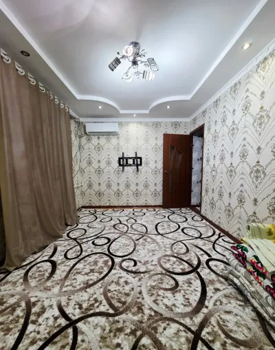 2-комн. квартира, 5 этаж, 60 м², 7-километр — миниатюра 1
