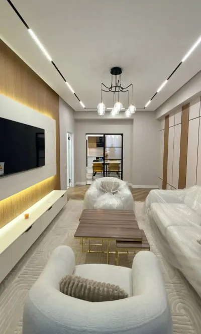 3-комн. квартира, 9 этаж, 121 м², И Сомони — миниатюра 1
