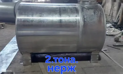 Бочка из нержавеющей стали 2000л — миниатюра 1
