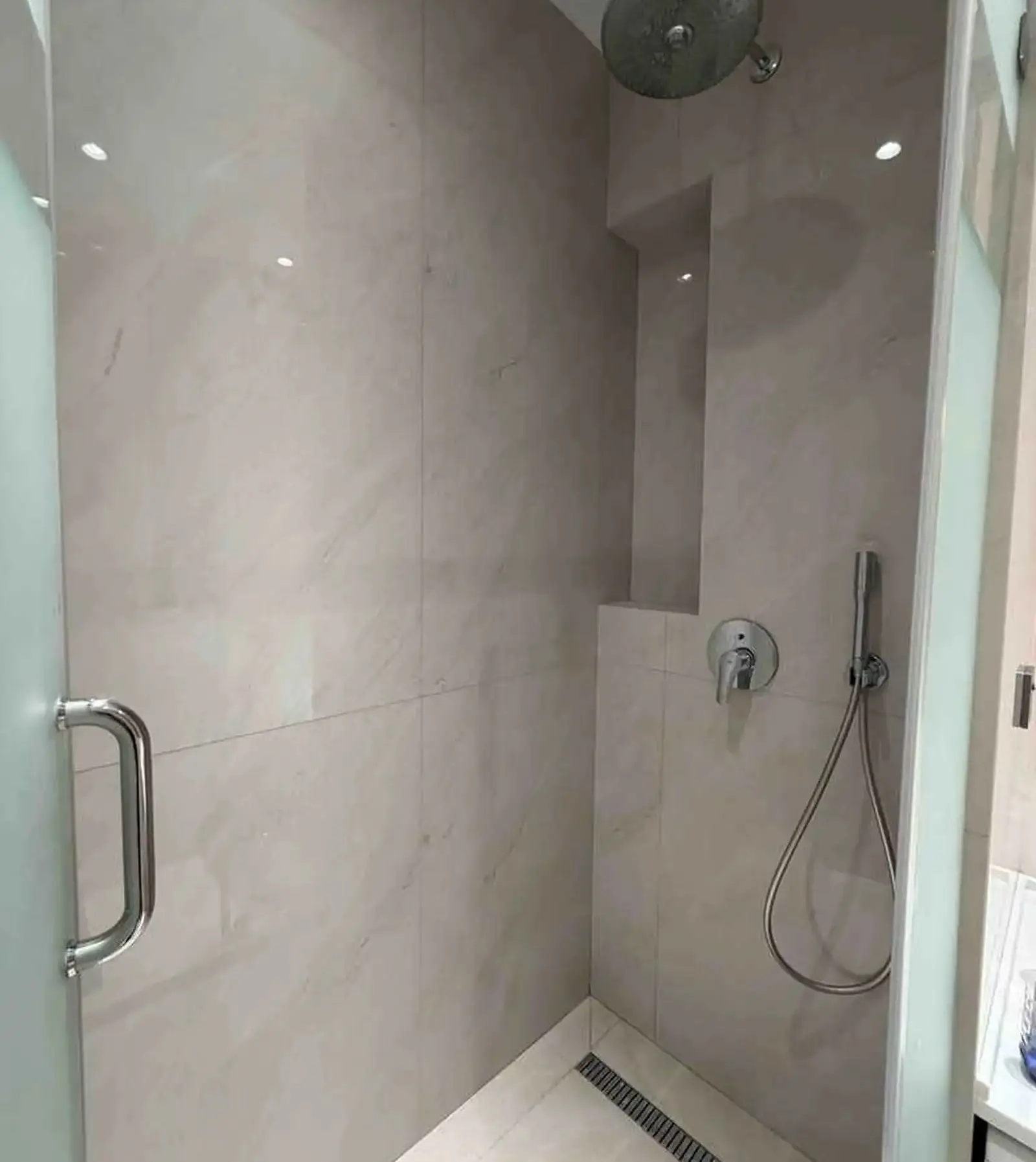 3-комн. квартира, 5 этаж, 130м², И.Сомони — миниатюра 8